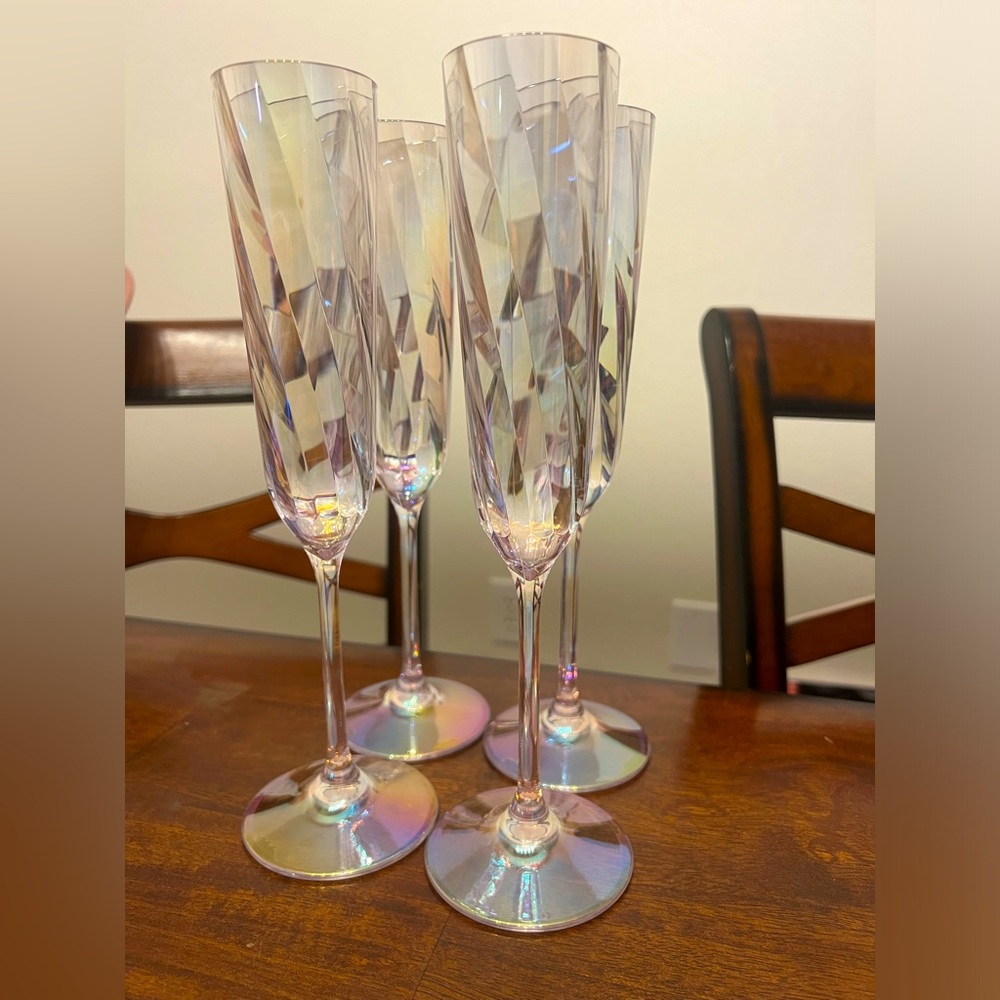 Set of 4 Iridescent Champagne Flutes